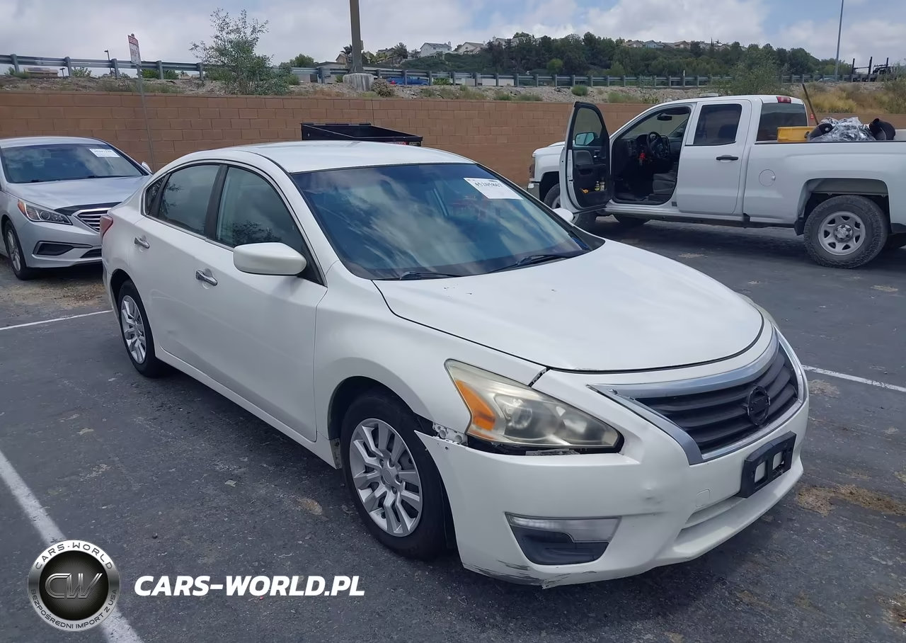 2013 Nissan Altima 2.5 S – zdjęcie 1 z 13