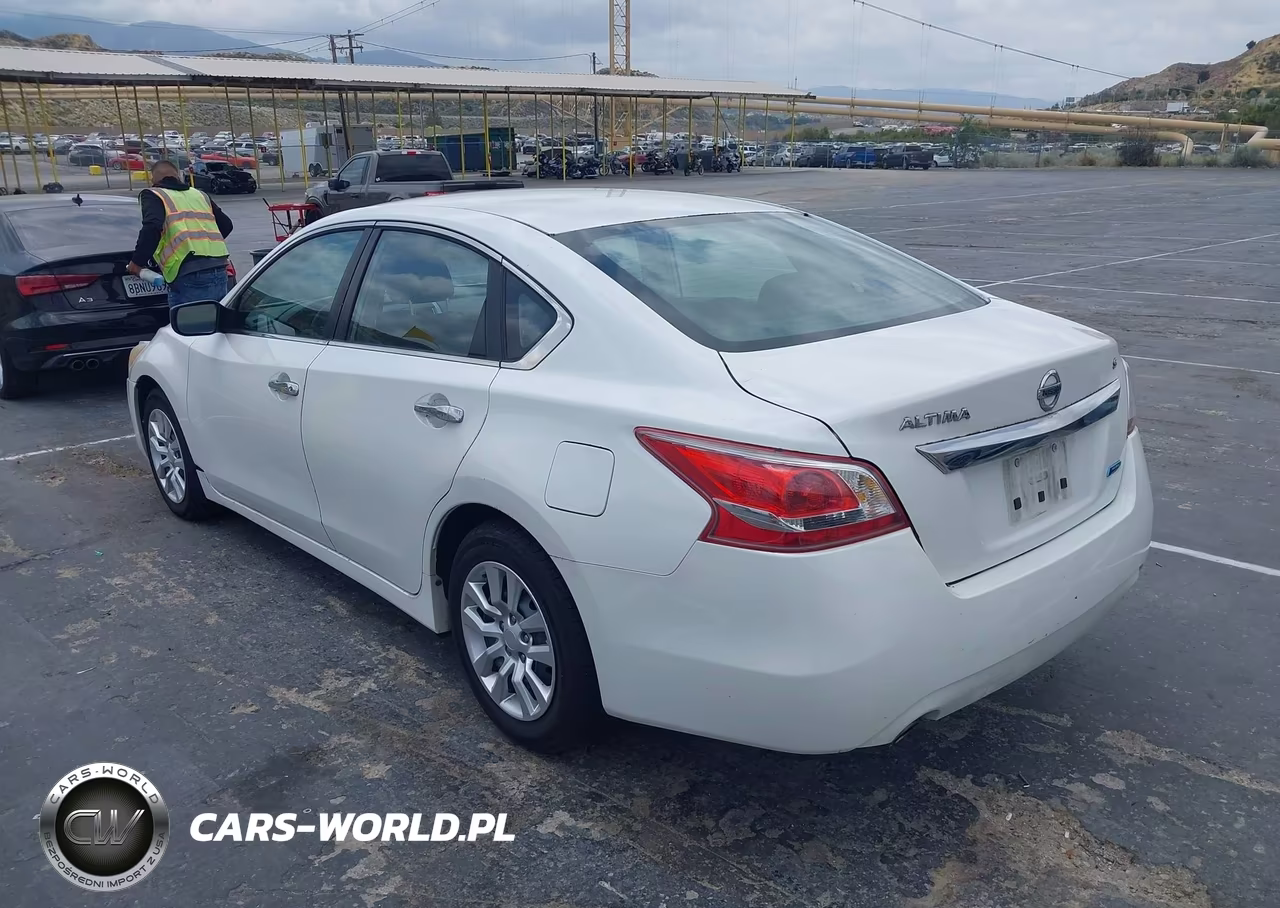 2013 Nissan Altima 2.5 S VIN:1N4AL3AP7DN534216 - 3