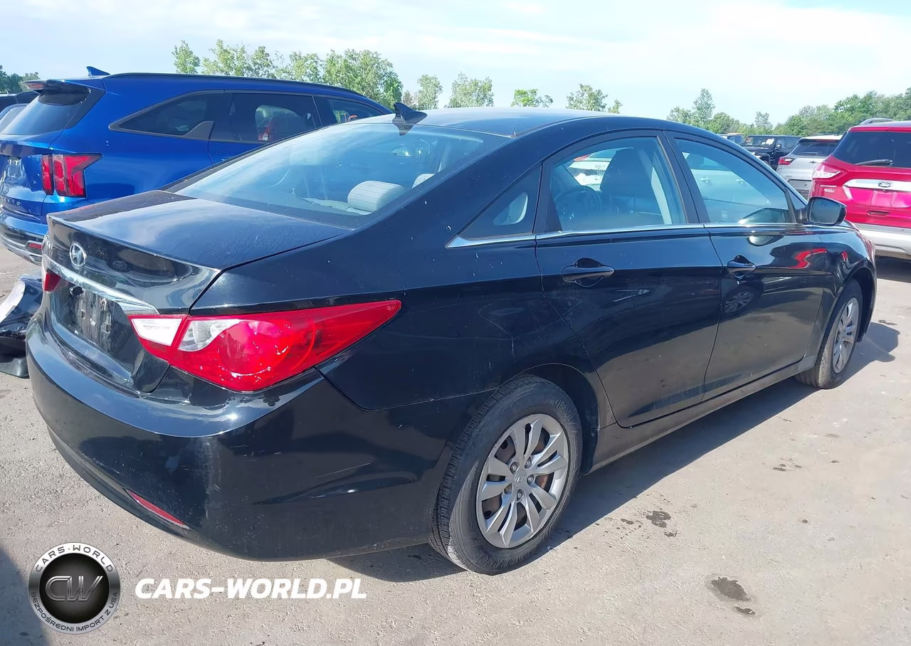 2011 Hyundai Sonata Gls VIN:5NPEB4ACXBH021105 - 4