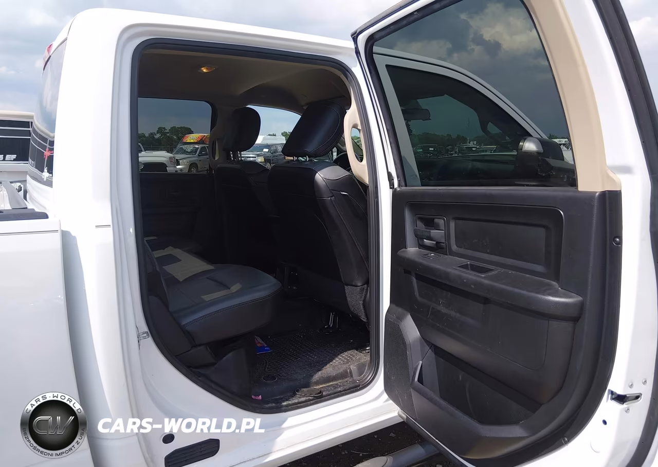 2020 Ram 2500 Tradesman 4X4 8' Box VIN:3C6UR5HJ3LG141671 - 8