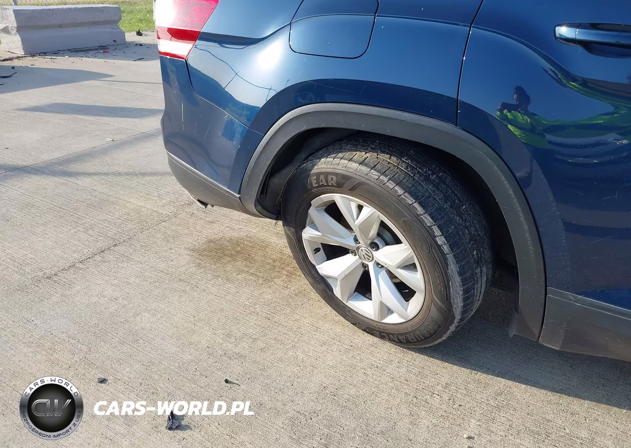 2018 Volkswagen Atlas 2.0T S VIN:1V2AP2CA8JC595310 - 6