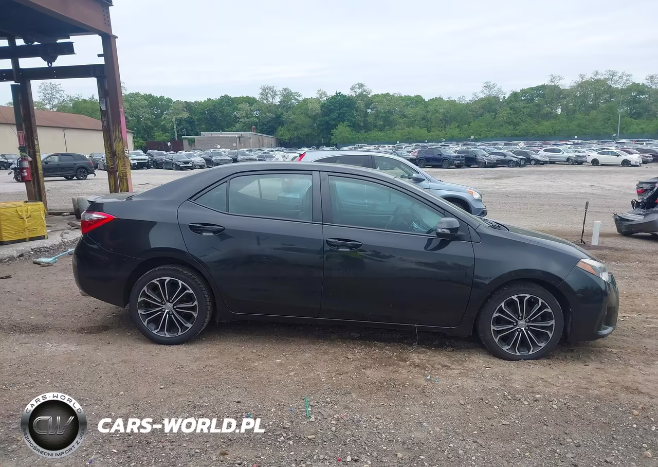 2015 Toyota Corolla S Plus VIN:2T1BURHEXFC372364 - 13