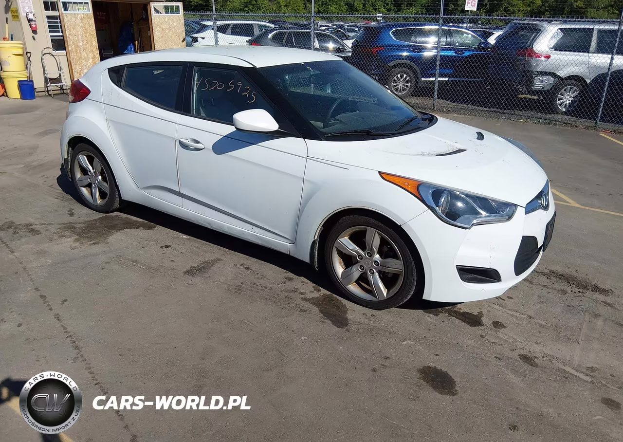2013 Hyundai Veloster Base W-Gray