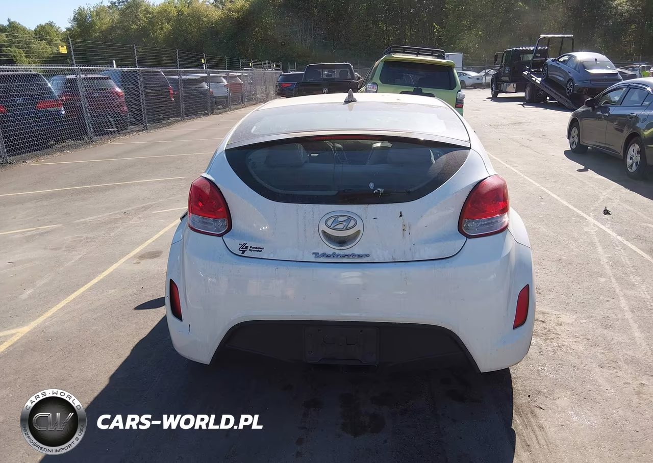 2013 Hyundai Veloster Base W-Gray VIN:KMHTC6AD9DU121189 - 16