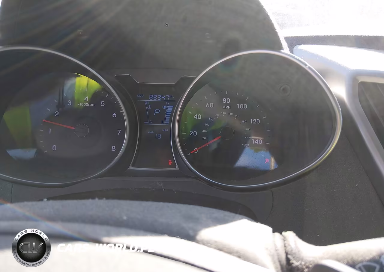 2013 Hyundai Veloster Base W-Gray VIN:KMHTC6AD9DU121189 - 7