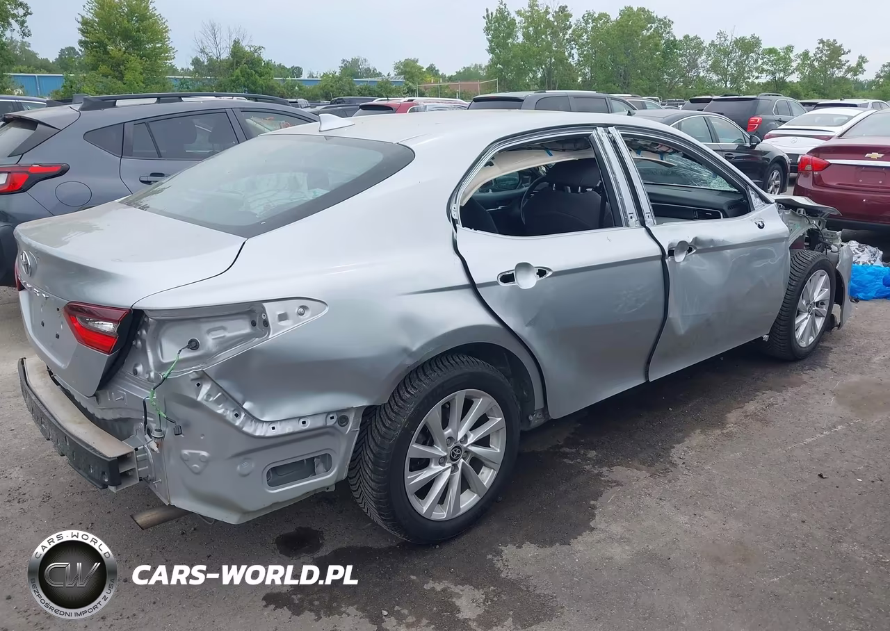 2023 Toyota Camry Le VIN:4T1C11BK3PU076261 - 17