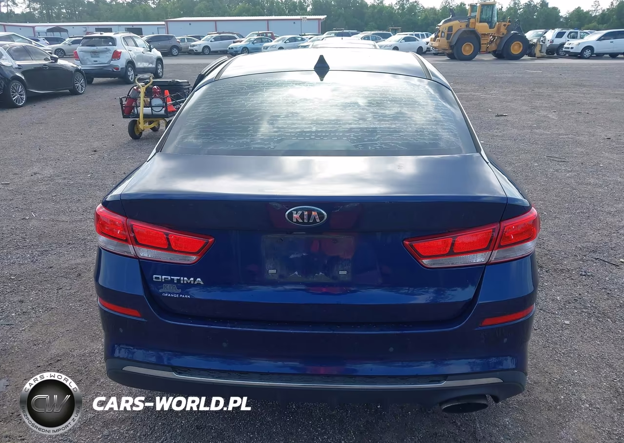 2019 Kia Optima Lx VIN:5XXGT4L38KG373288 - 17