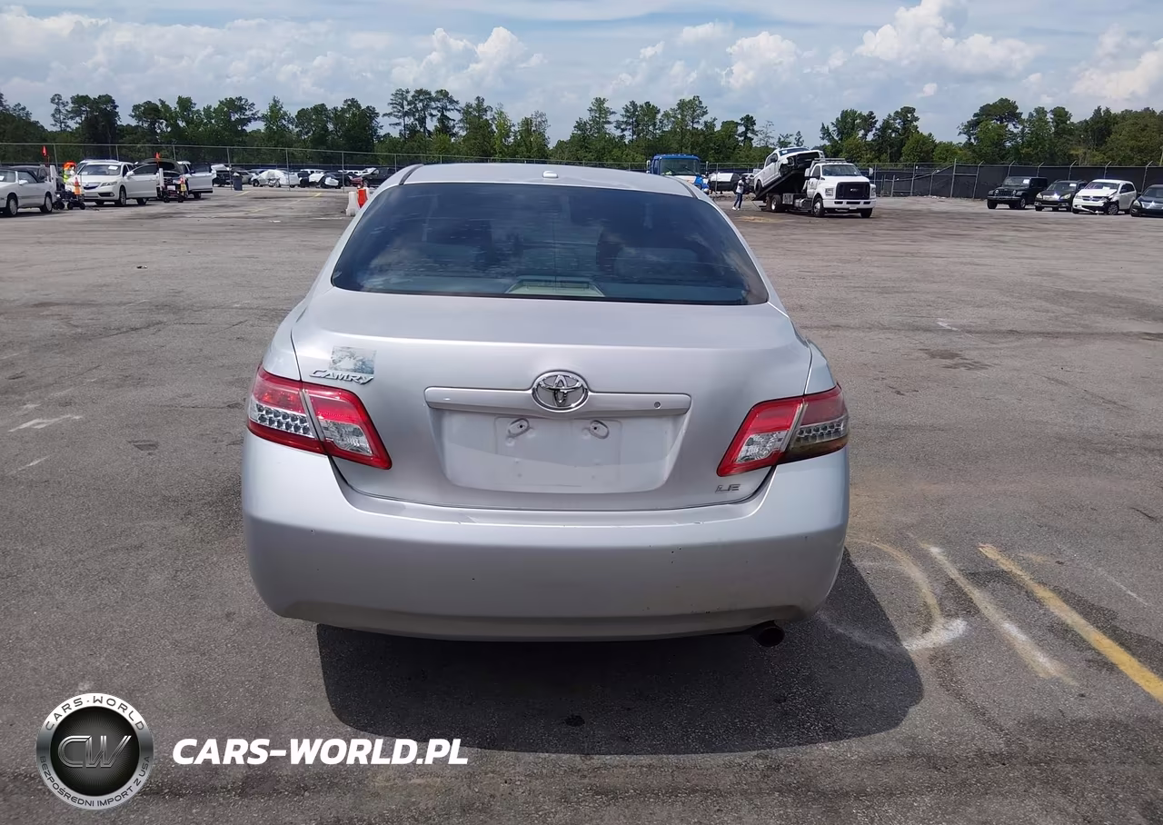 2011 Toyota Camry Le VIN:4T1BF3EK5BU147764 - 16