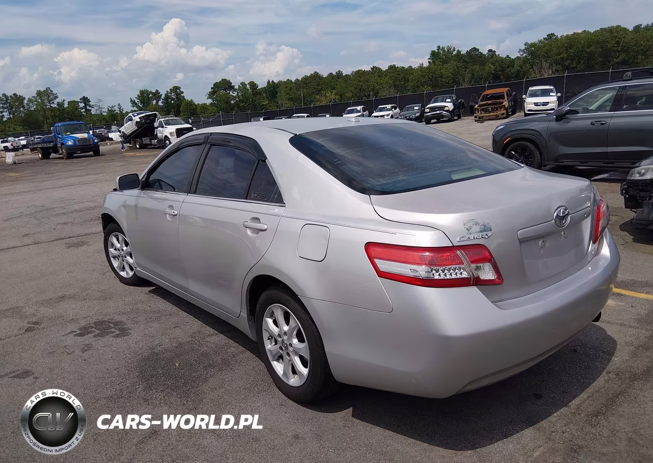 2011 Toyota Camry Le VIN:4T1BF3EK5BU147764 - 3