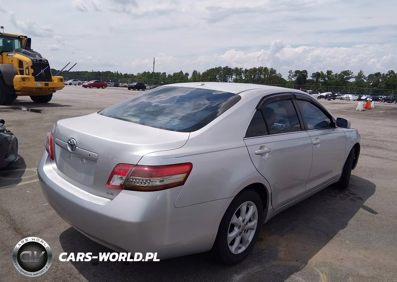 2011 Toyota Camry Le VIN:4T1BF3EK5BU147764 - 4