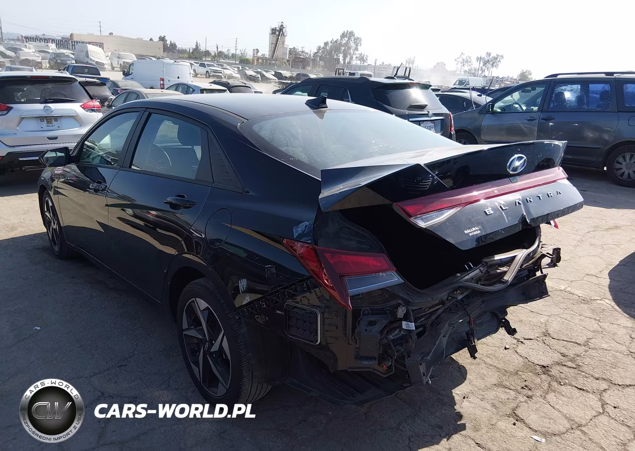 2023 Hyundai Elantra Sel VIN:KMHLS4AG8PU416497 - 3