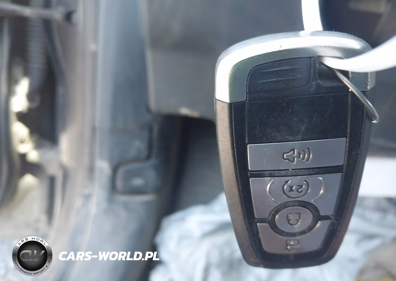 2022 Ford Maverick Lariat VIN:3FTTW8F94NRA20601 - 11
