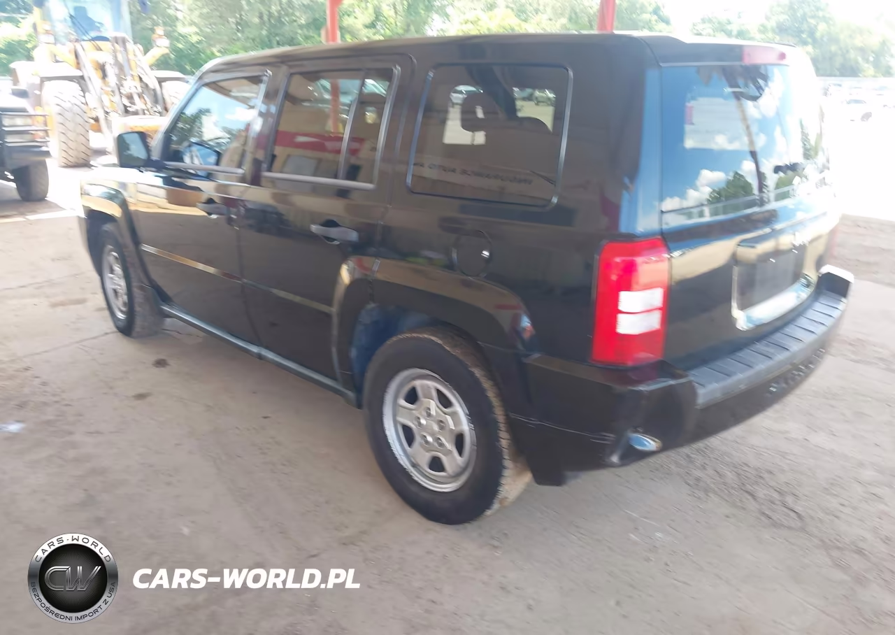 2008 Jeep Patriot Sport VIN:1J8FT28018D637140 - 3
