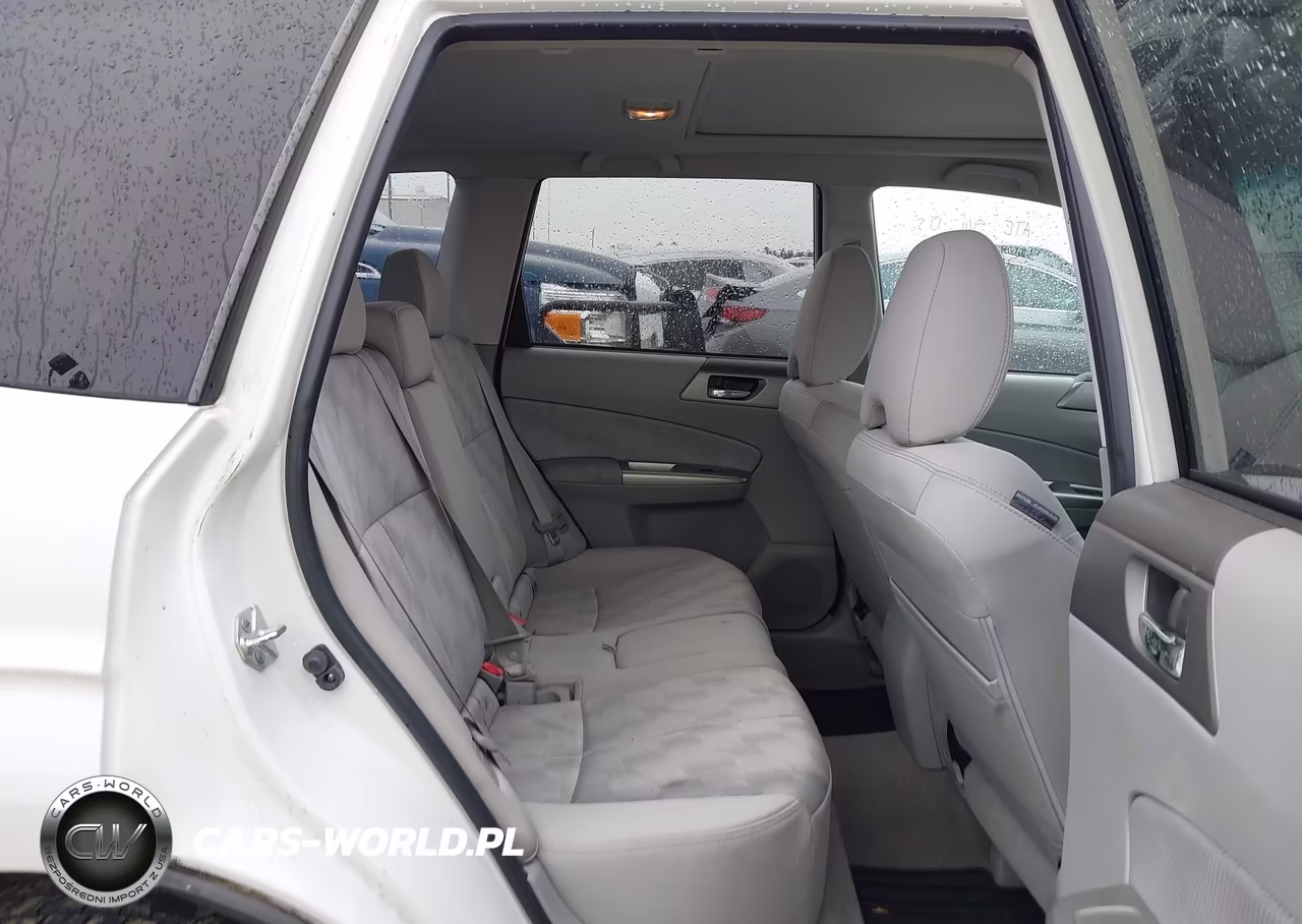 2010 Subaru Forester 2.5X Premium VIN:JF2SH6CC8AH798827 - 8