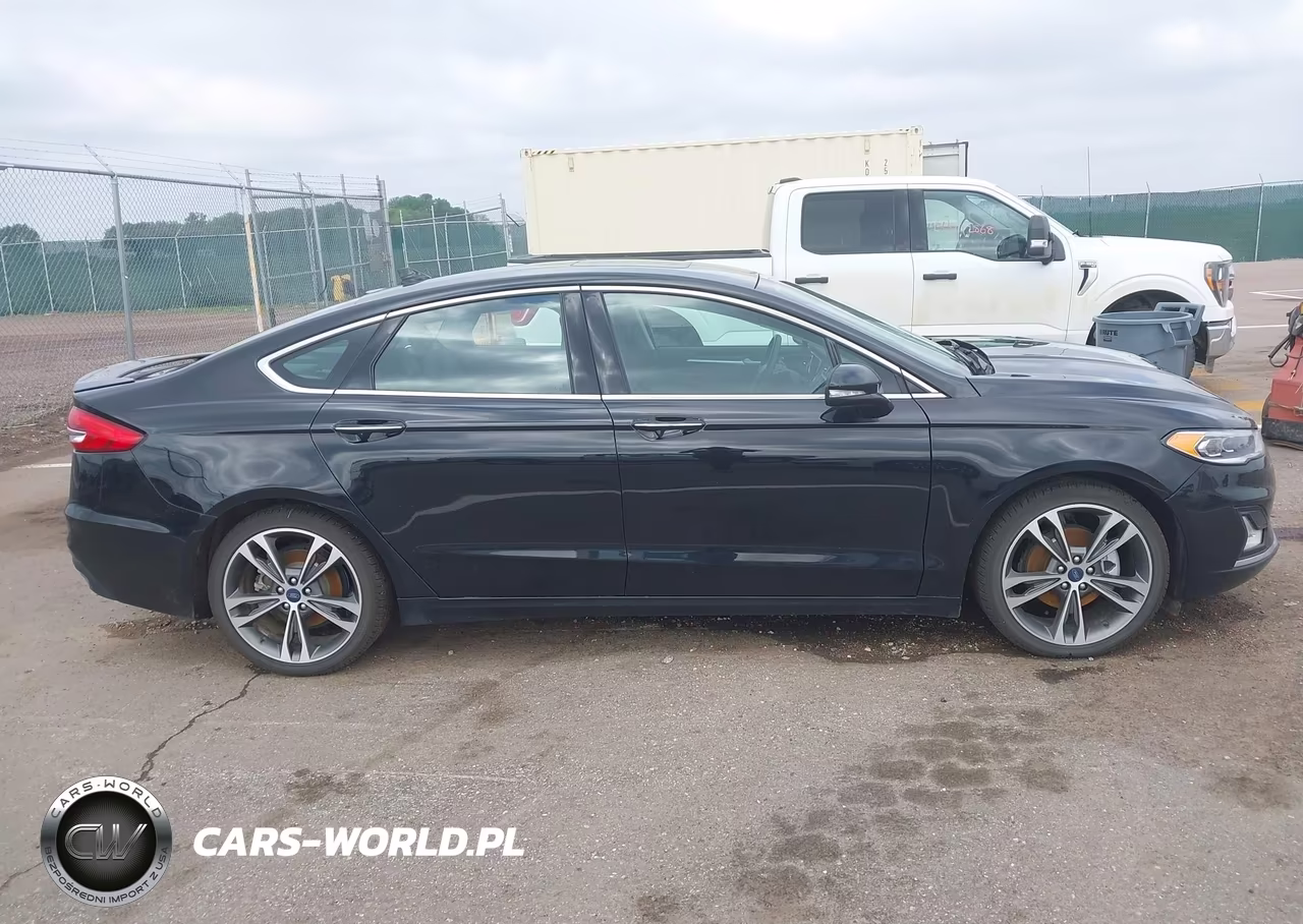 2019 Ford Fusion Titanium VIN:3FA6P0K95KR276197 - 13