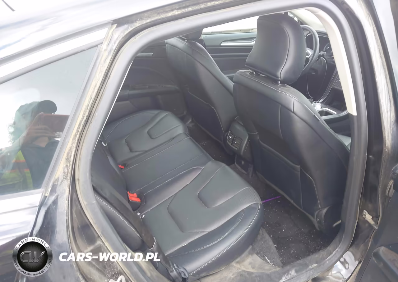2019 Ford Fusion Titanium VIN:3FA6P0K95KR276197 - 8