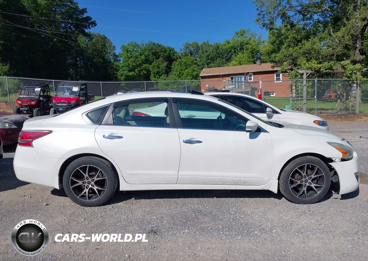2014 Nissan Altima 2.5 Sv VIN:1N4AL3AP8EC111979 - 14
