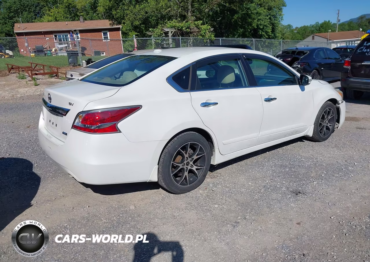 2014 Nissan Altima 2.5 Sv VIN:1N4AL3AP8EC111979 - 4
