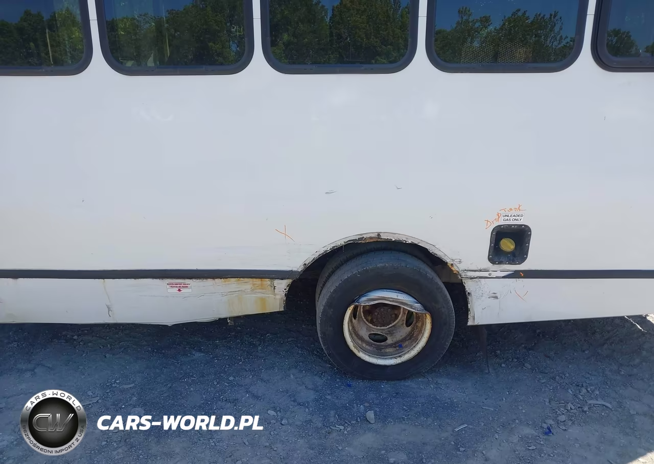 2014 Ford E-350 Cutaway VIN:1FDEE3FL9EDA41068 - 11