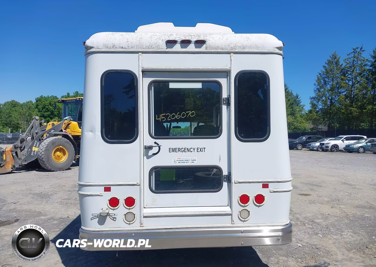 2014 Ford E-350 Cutaway VIN:1FDEE3FL9EDA41068 - 16