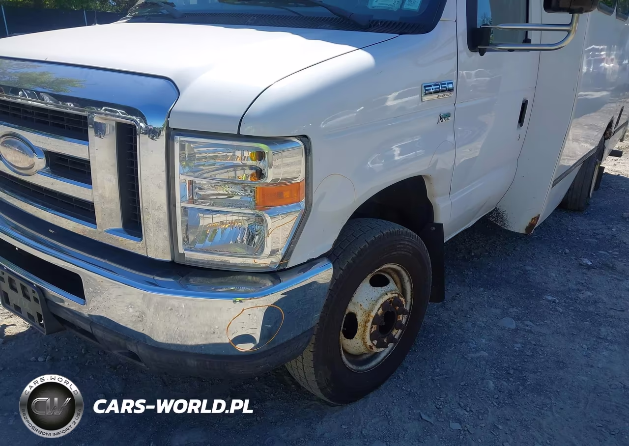 2014 Ford E-350 Cutaway VIN:1FDEE3FL9EDA41068 - 21
