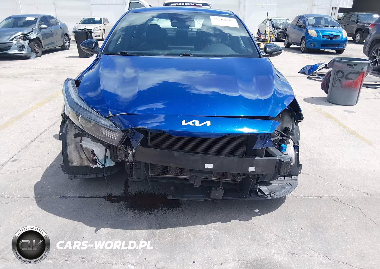 2024 Kia Forte Gt-Line VIN:3KPF54AD2RE776218 - 13
