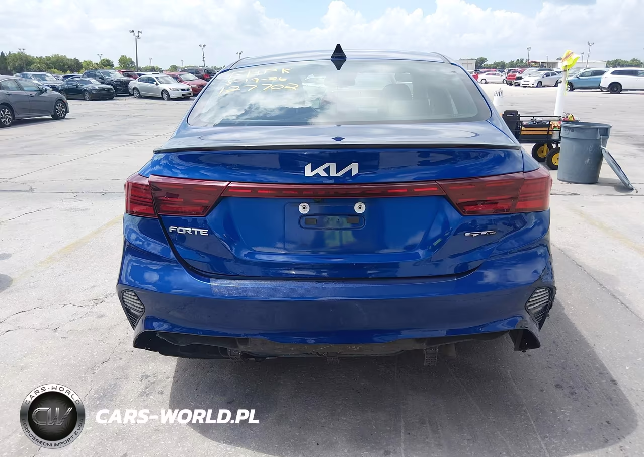 2024 Kia Forte Gt-Line VIN:3KPF54AD2RE776218 - 17