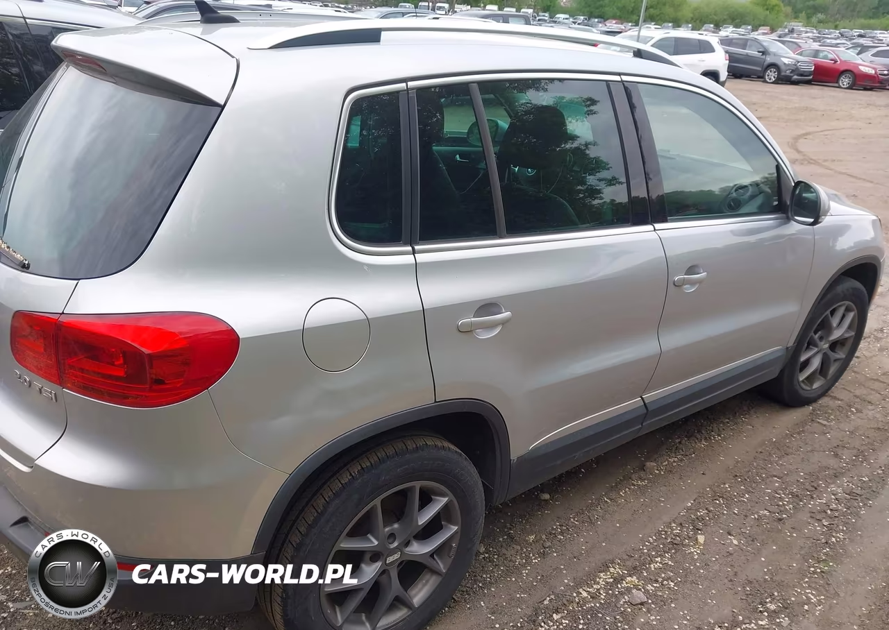 2013 Volkswagen Tiguan Se VIN:WVGAV3AX0DW594722 - 4