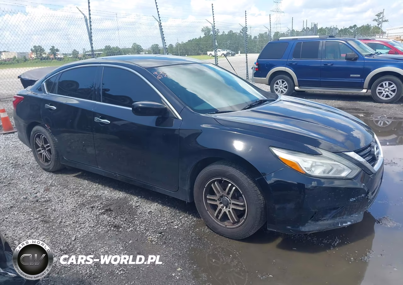 2017 Nissan Altima 2.5 S VIN:1N4AL3AP7HN360797 - 13