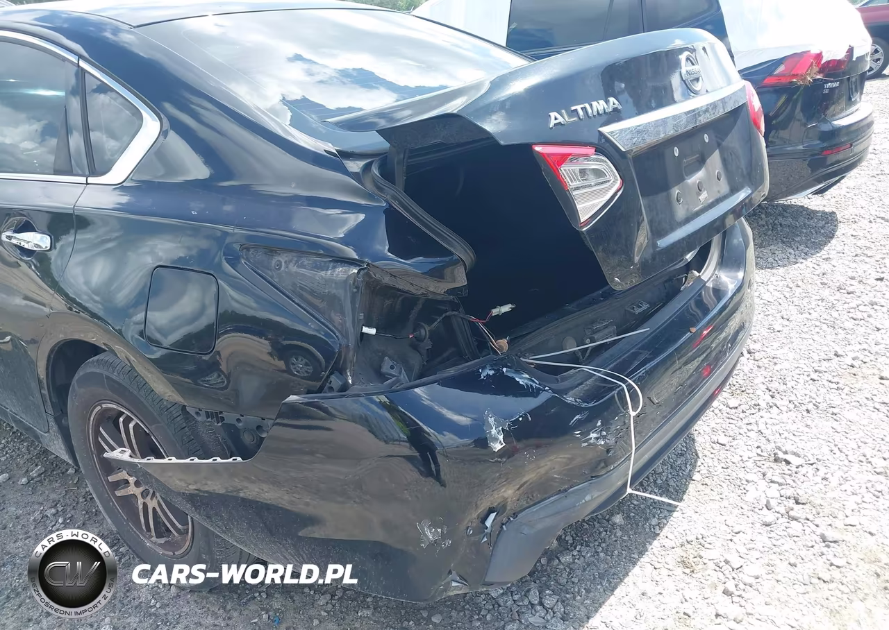 2017 Nissan Altima 2.5 S VIN:1N4AL3AP7HN360797 - 6