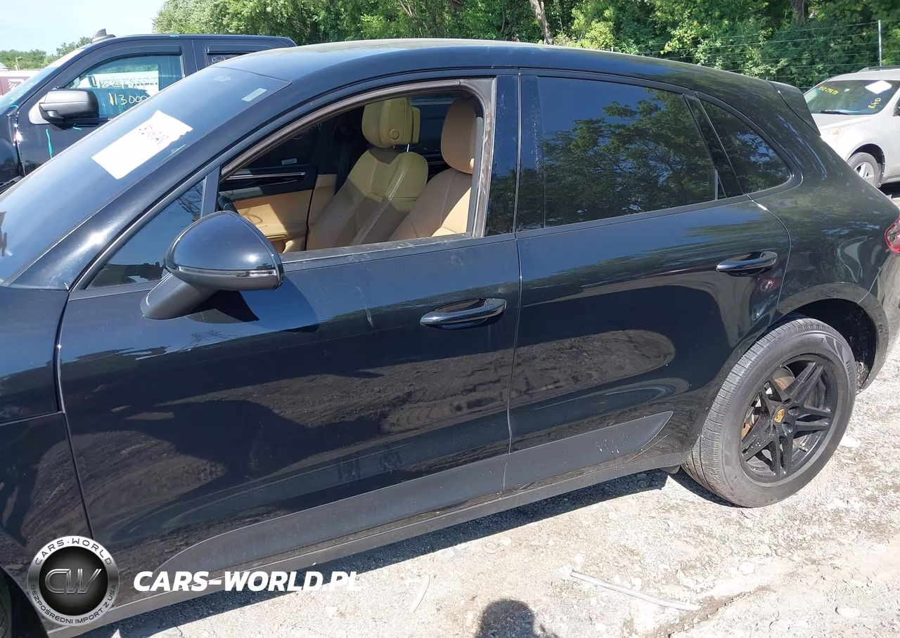 2018 Porsche Macan Sport Edition VIN:WP1AA2A51JLB11064 - 14