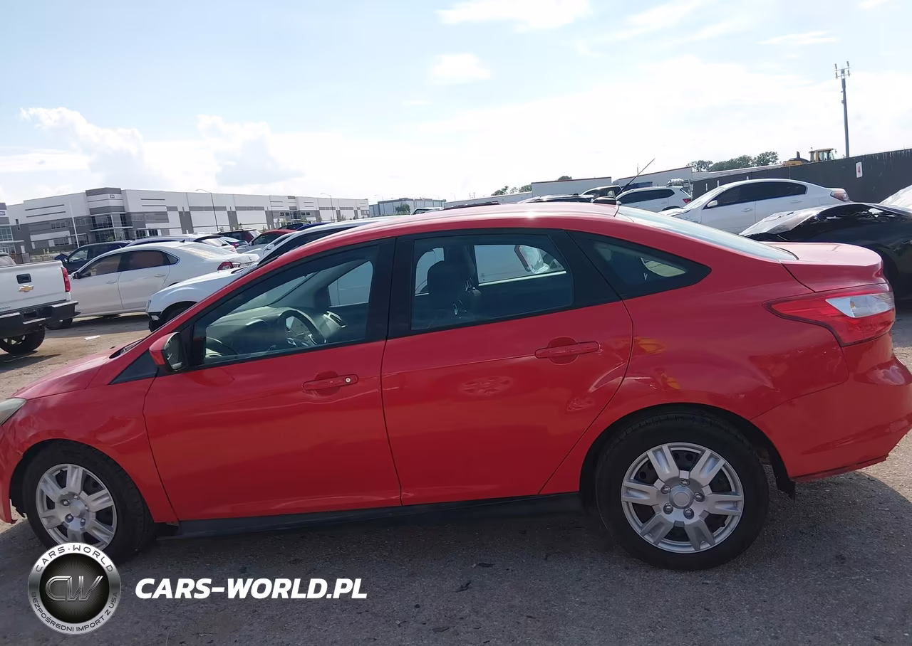 2012 Ford Focus Se VIN:1FAHP3F2XCL329600 - 14