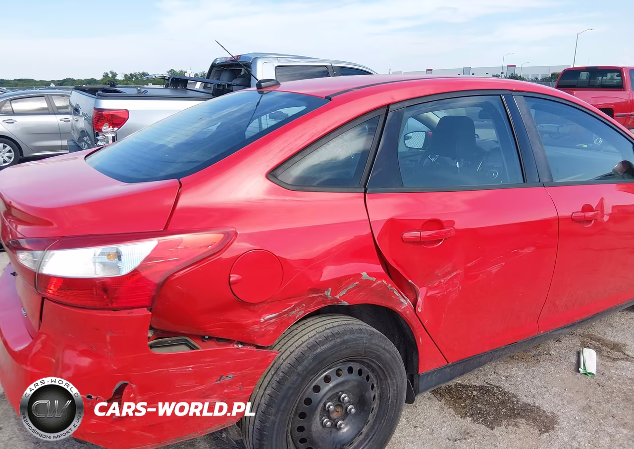 2012 Ford Focus Se VIN:1FAHP3F2XCL329600 - 6