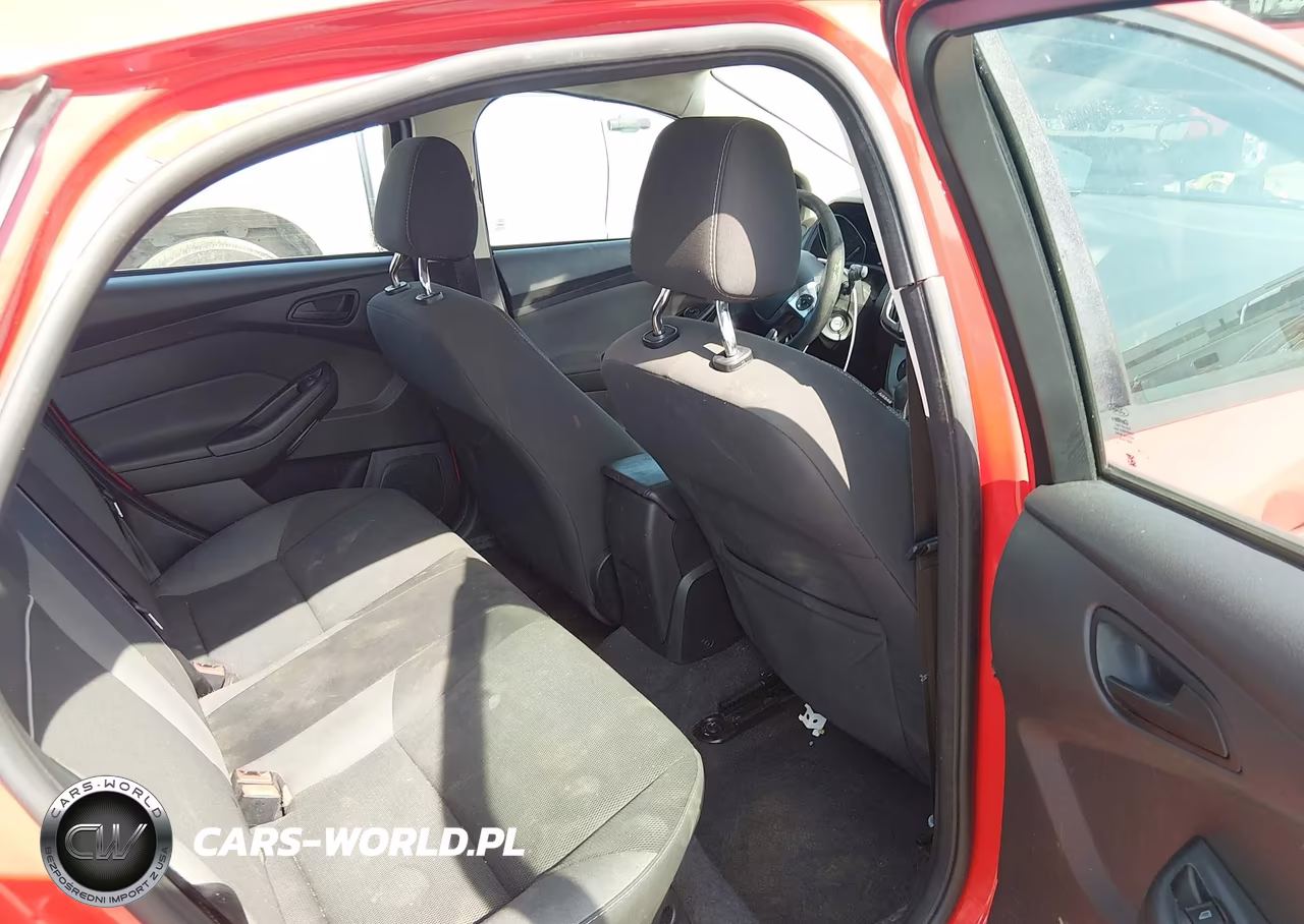 2012 Ford Focus Se VIN:1FAHP3F2XCL329600 - 8