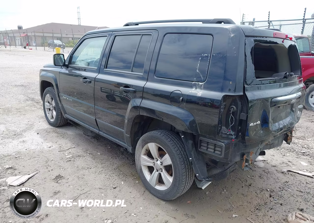 2016 Jeep Patriot Latitude VIN:1C4NJRFB4GD535271 - 3