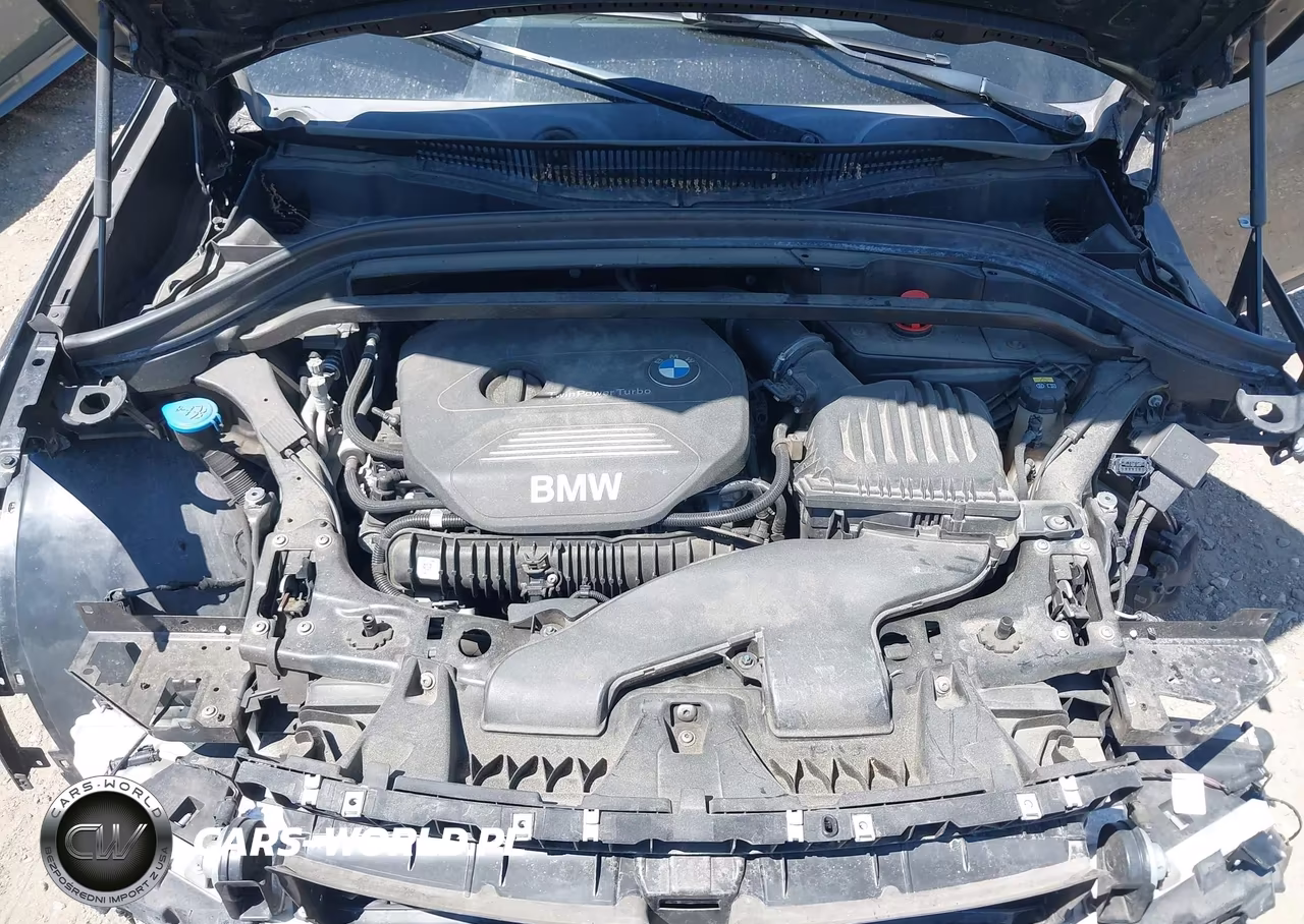 2018 BMW X1 xDrive28I VIN:WBXHT3C34J5L28806 - 10