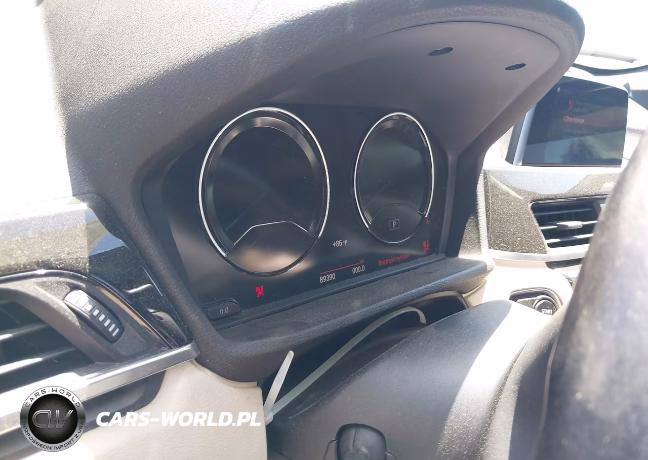 2018 BMW X1 xDrive28I VIN:WBXHT3C34J5L28806 - 15