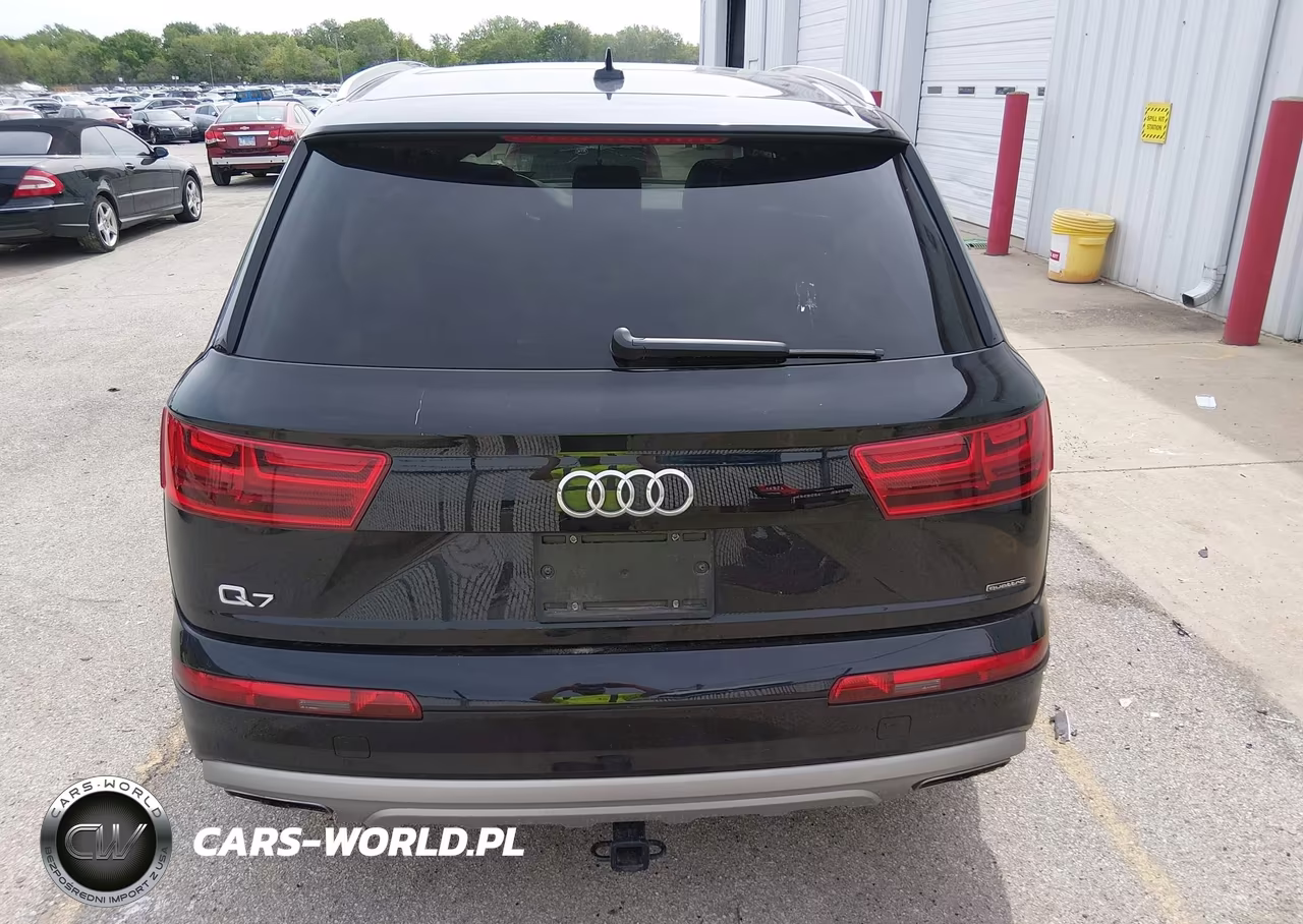 2019 Audi Q7 VIN:WA1LHAF70KD034204 - 17