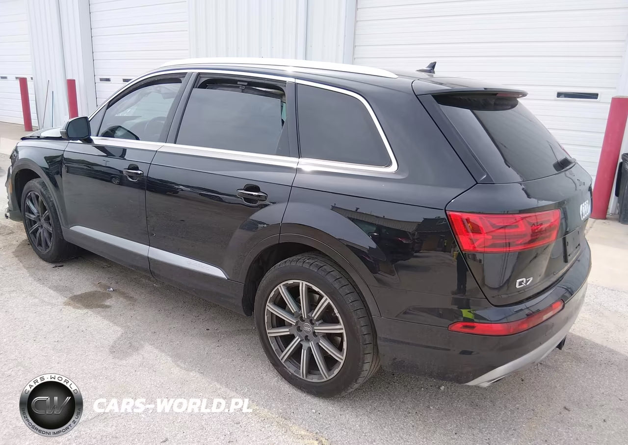 2019 Audi Q7 VIN:WA1LHAF70KD034204 - 3