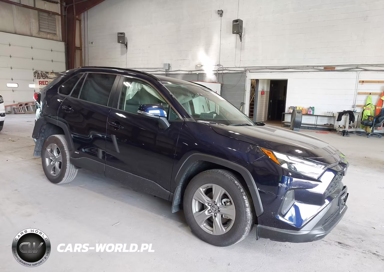 2025 Toyota Rav4 Hybrid Xle – zdjęcie 1 z 17