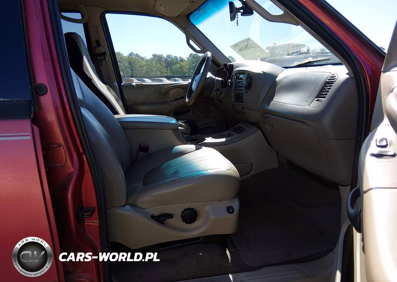 2000 Ford Expedition Eddie Bauer VIN:1FMEU17LXYLB25450 - 5