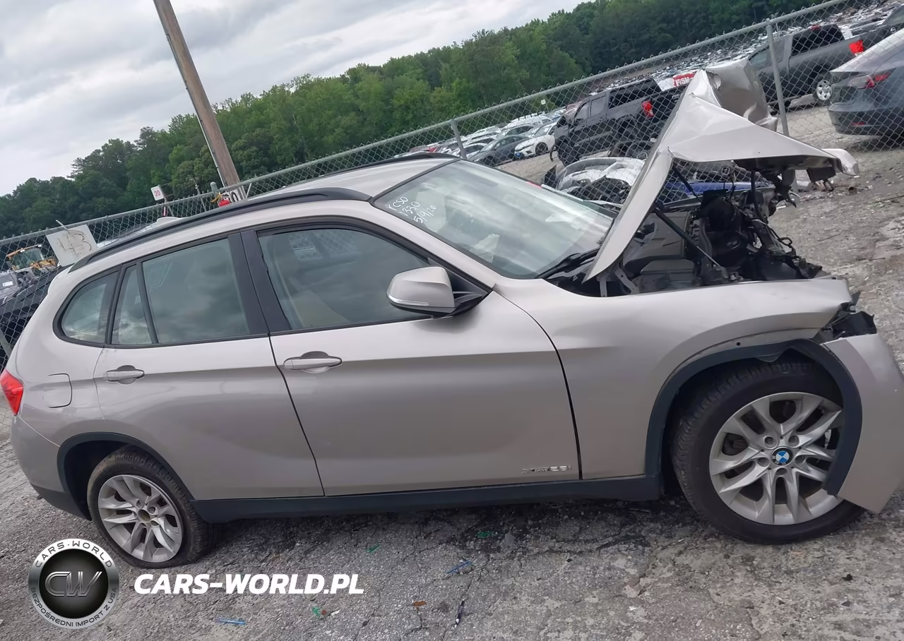 2015 BMW X1 xDrive28I VIN:WBAVL1C56FVY31330 - 13