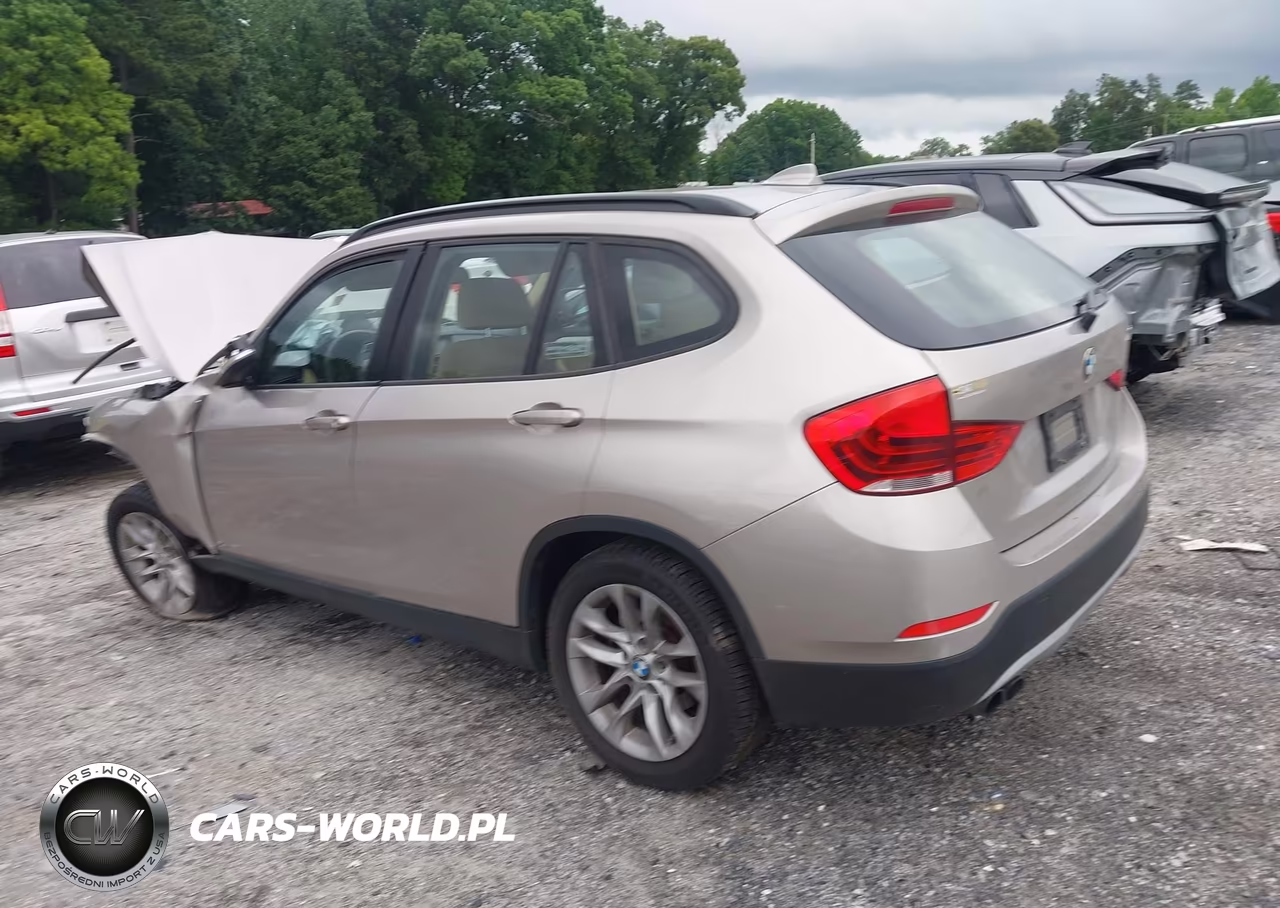 2015 BMW X1 xDrive28I VIN:WBAVL1C56FVY31330 - 3