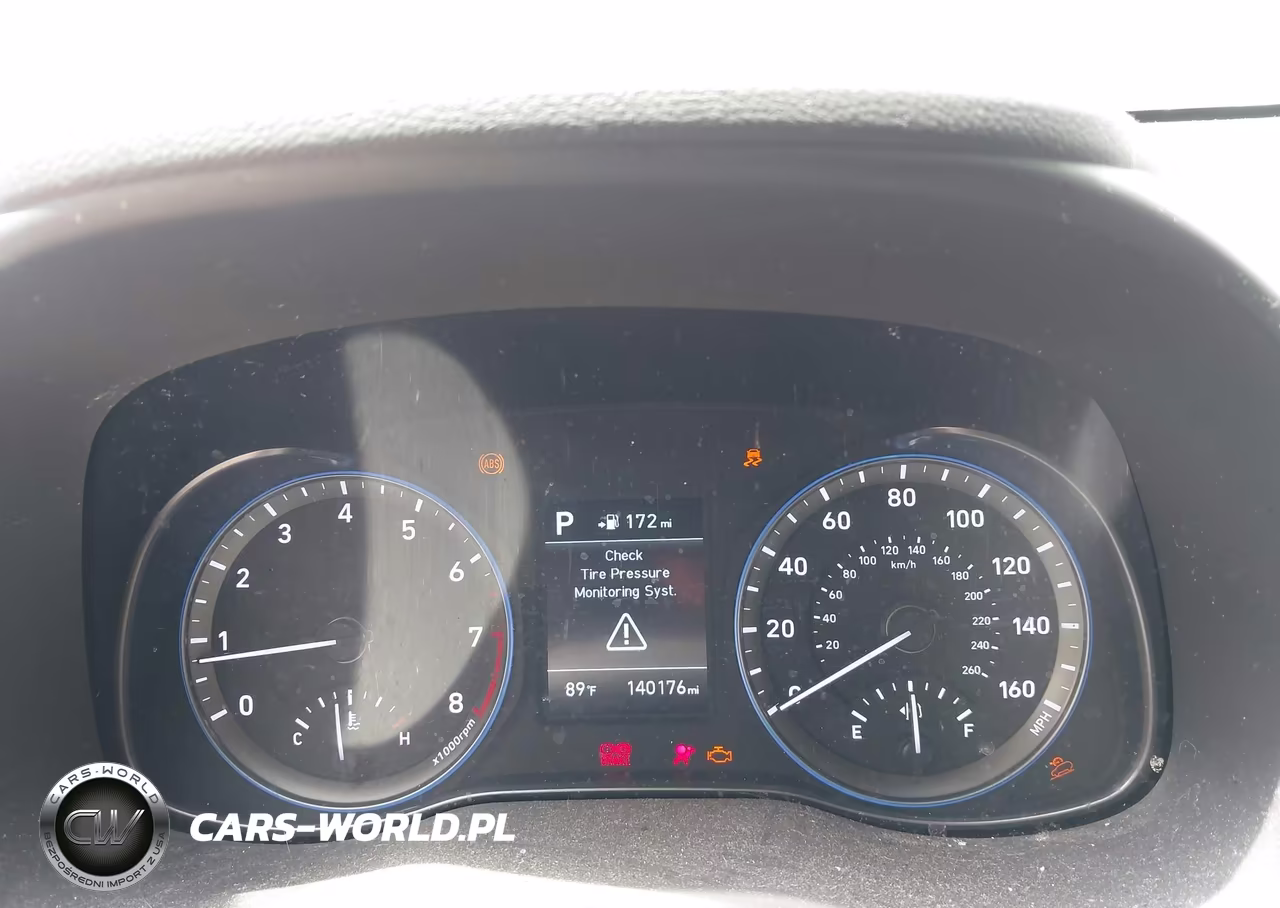 2018 Hyundai Kona Se VIN:KM8K1CAA0JU072269 - 7