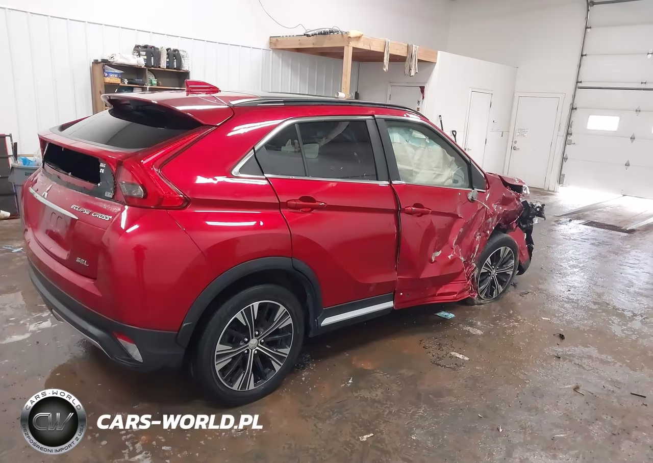 2018 Mitsubishi Eclipse Cross Sel VIN:JA4AT5AA7JZ046643 - 4