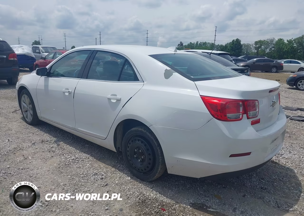 2013 Chevrolet Malibu 2Lt VIN:1G11E5SA2DF205923 - 3