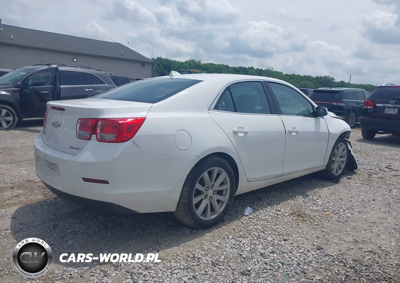 2013 Chevrolet Malibu 2Lt VIN:1G11E5SA2DF205923 - 4