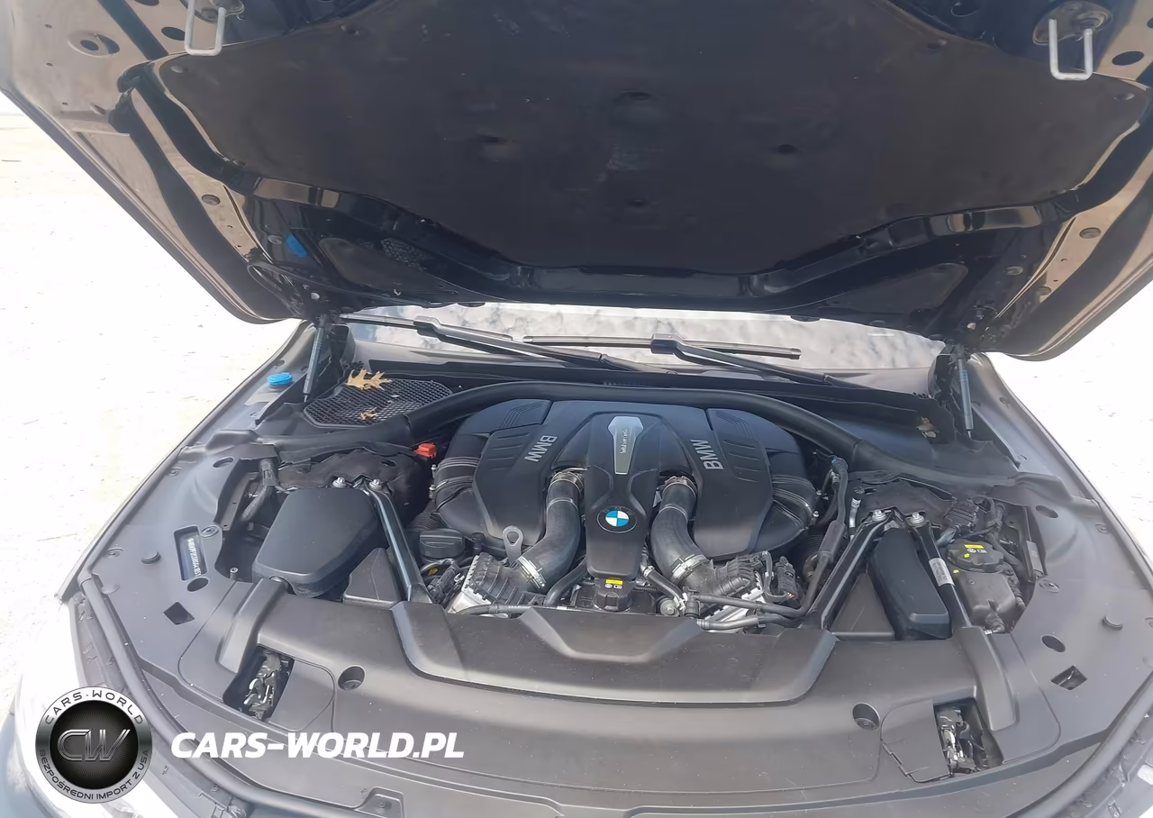 2016 BMW 750I xDrive VIN:WBA7F2C58GG418515 - 10