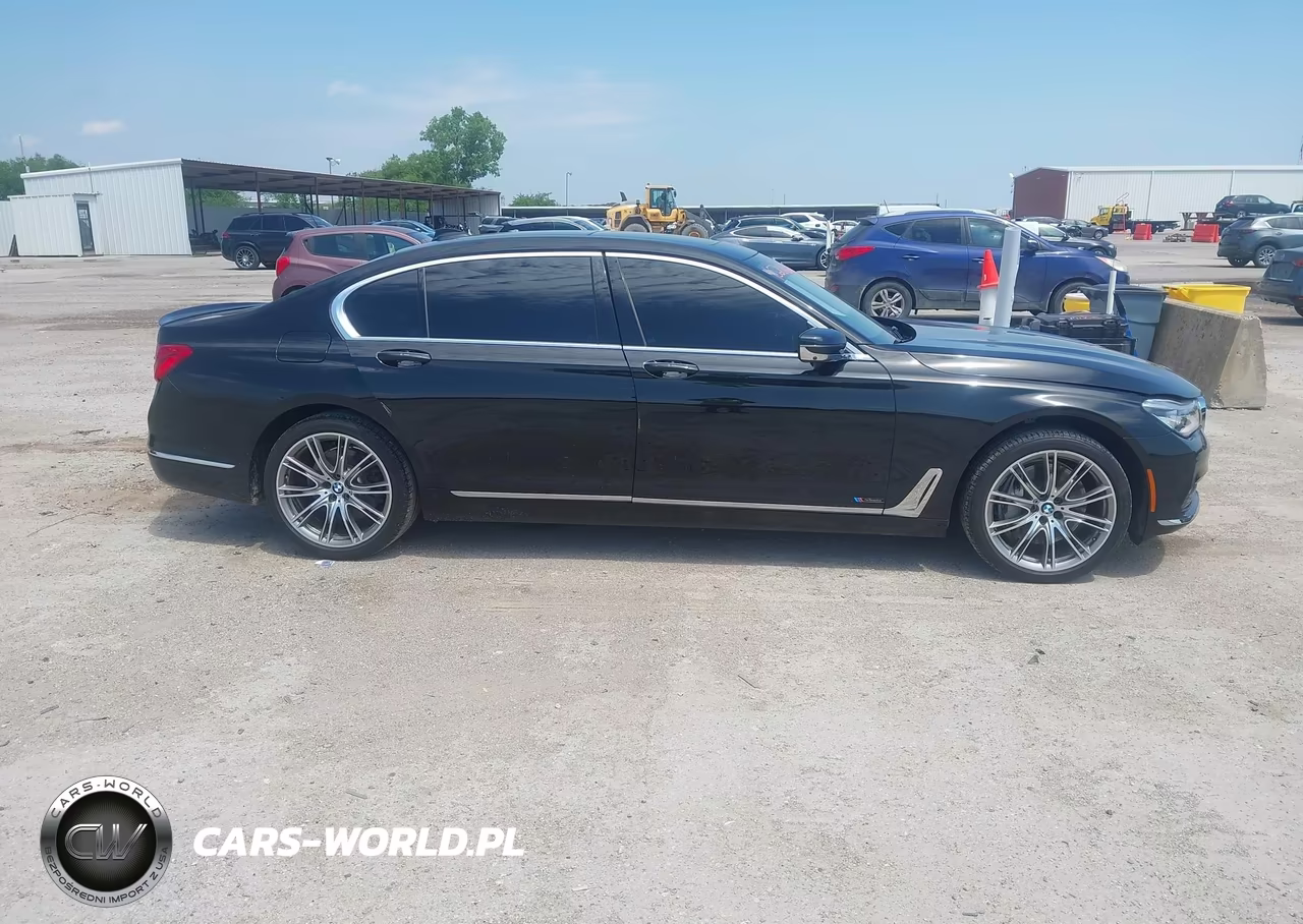 2016 BMW 750I xDrive VIN:WBA7F2C58GG418515 - 13