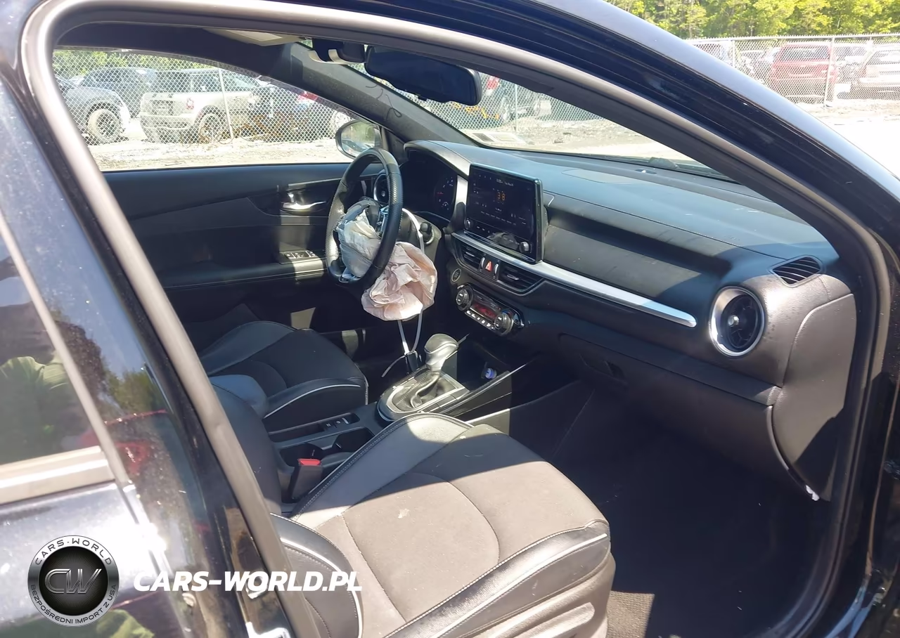 2022 Kia Forte Gt-Line VIN:3KPF54AD9NE510012 - 5
